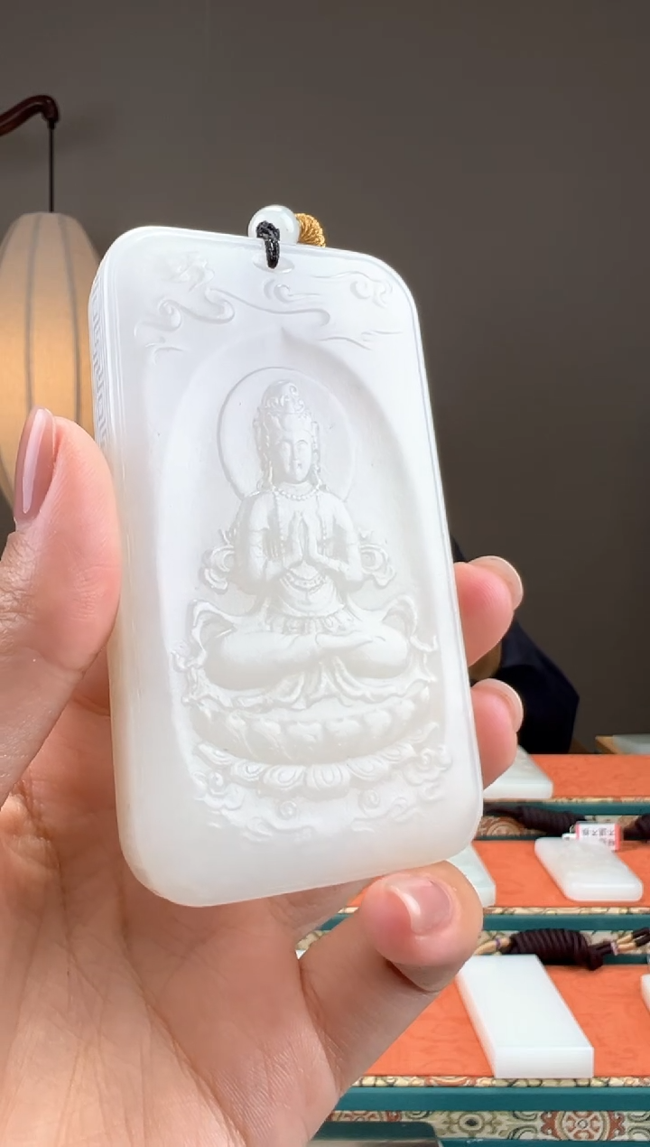 【闪购商品】和田玉颈饰未镶嵌1