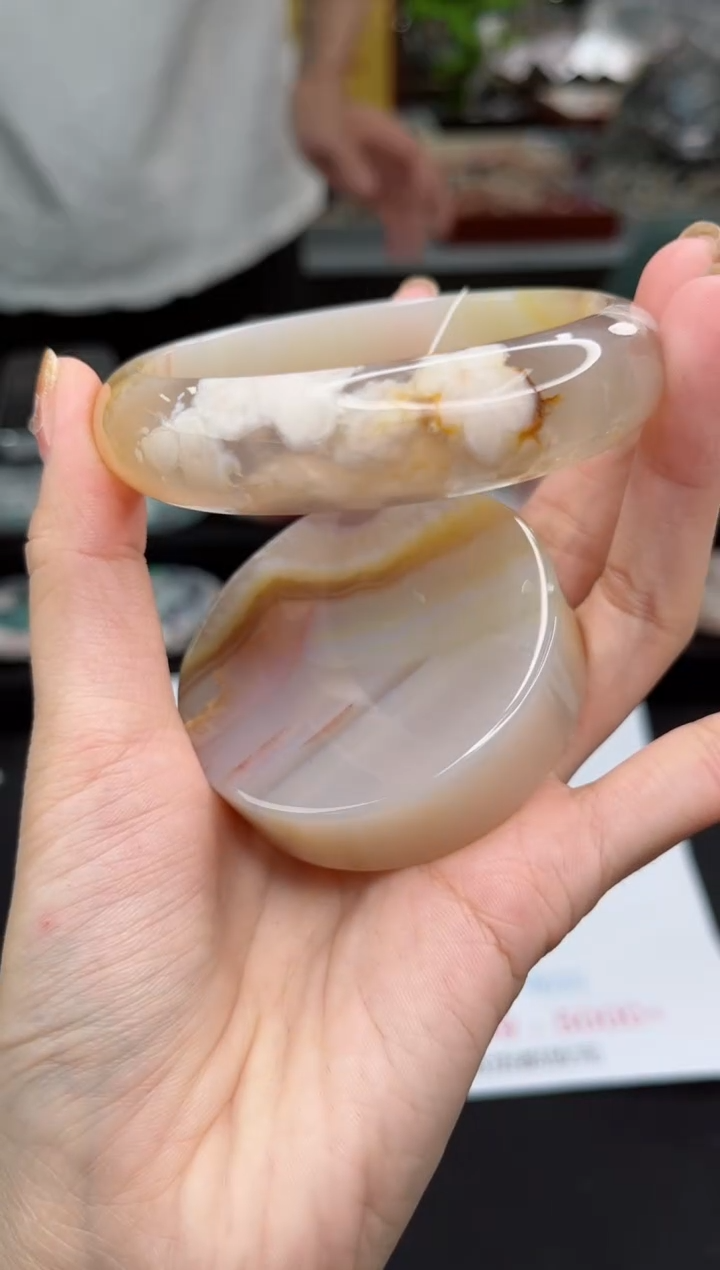 【闪购商品】石英质玉手镯未镶嵌62圈口（赠品镯心）3426438