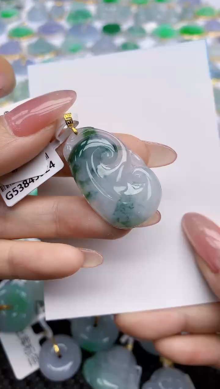 【闪购商品】翡翠挂件18K金镶嵌天然翡翠A货
