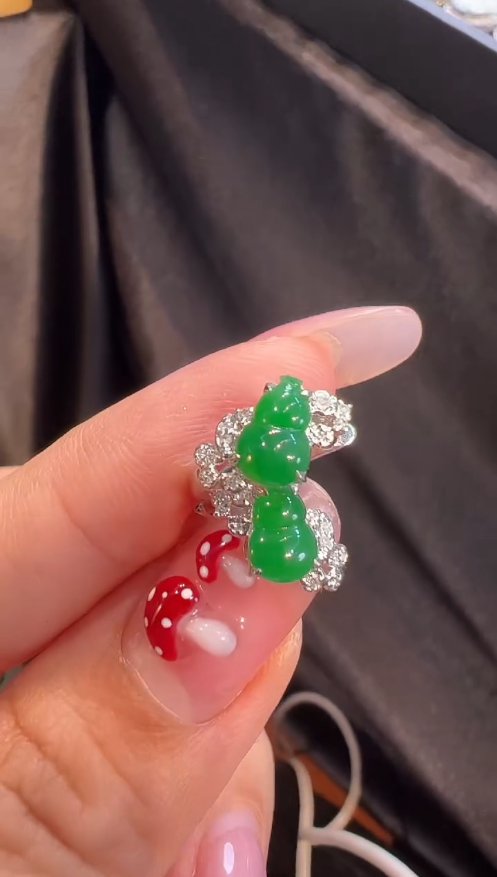 【闪购商品】翡翠耳饰18K金镶嵌耳饰