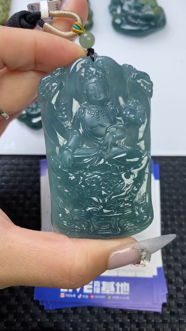 【闪购商品】翡翠颈饰未镶嵌1111111111111111