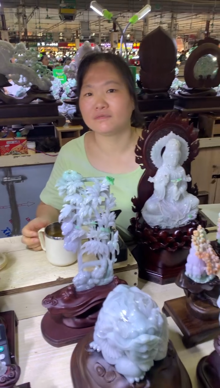 翡翠挂件未镶嵌用****7翡翠摆件