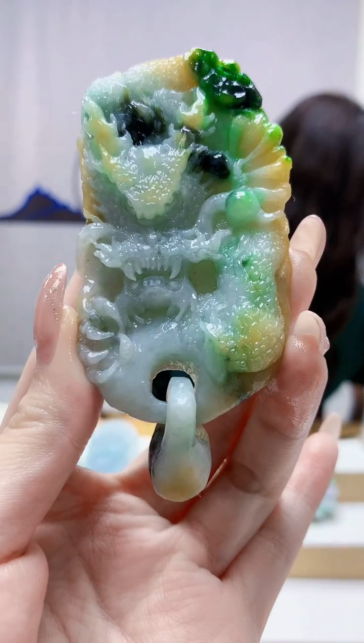 未镶嵌定制翡翠小**.4829jw-毛货挂件