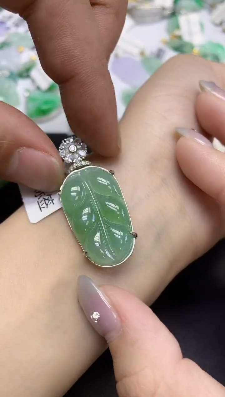 颈饰未镶嵌翡翠天然缅甸翡翠A货百元以上9元证书费自理