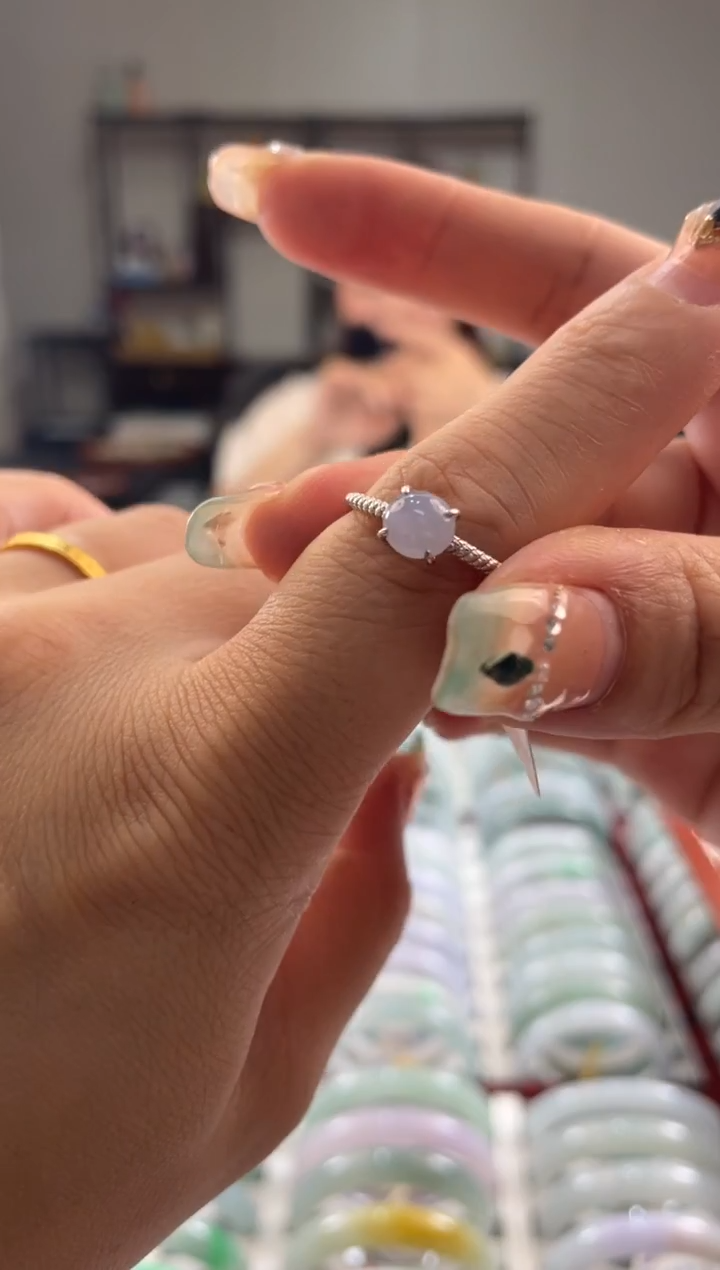 未镶嵌戒指翡翠多样性发一