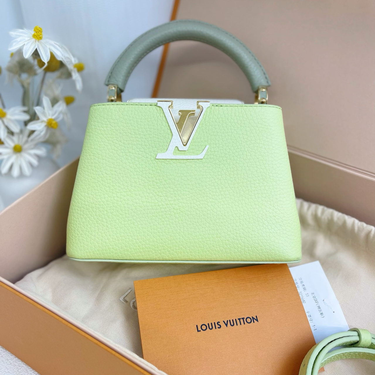 95新 LouisVuitton/路易威登 【九筒奢品】卡普辛/单肩包/1387