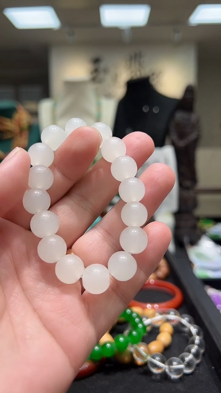 未镶嵌手链和田玉白串