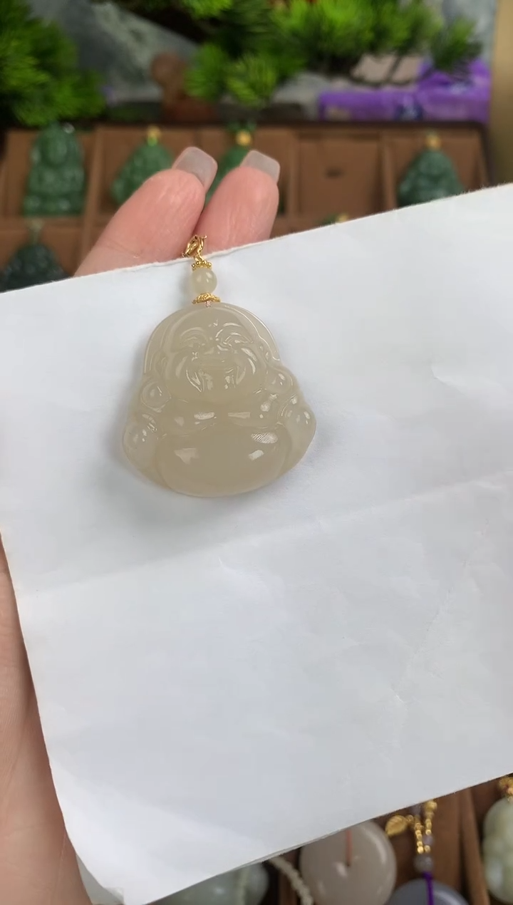 和田玉未镶嵌颈饰吊坠