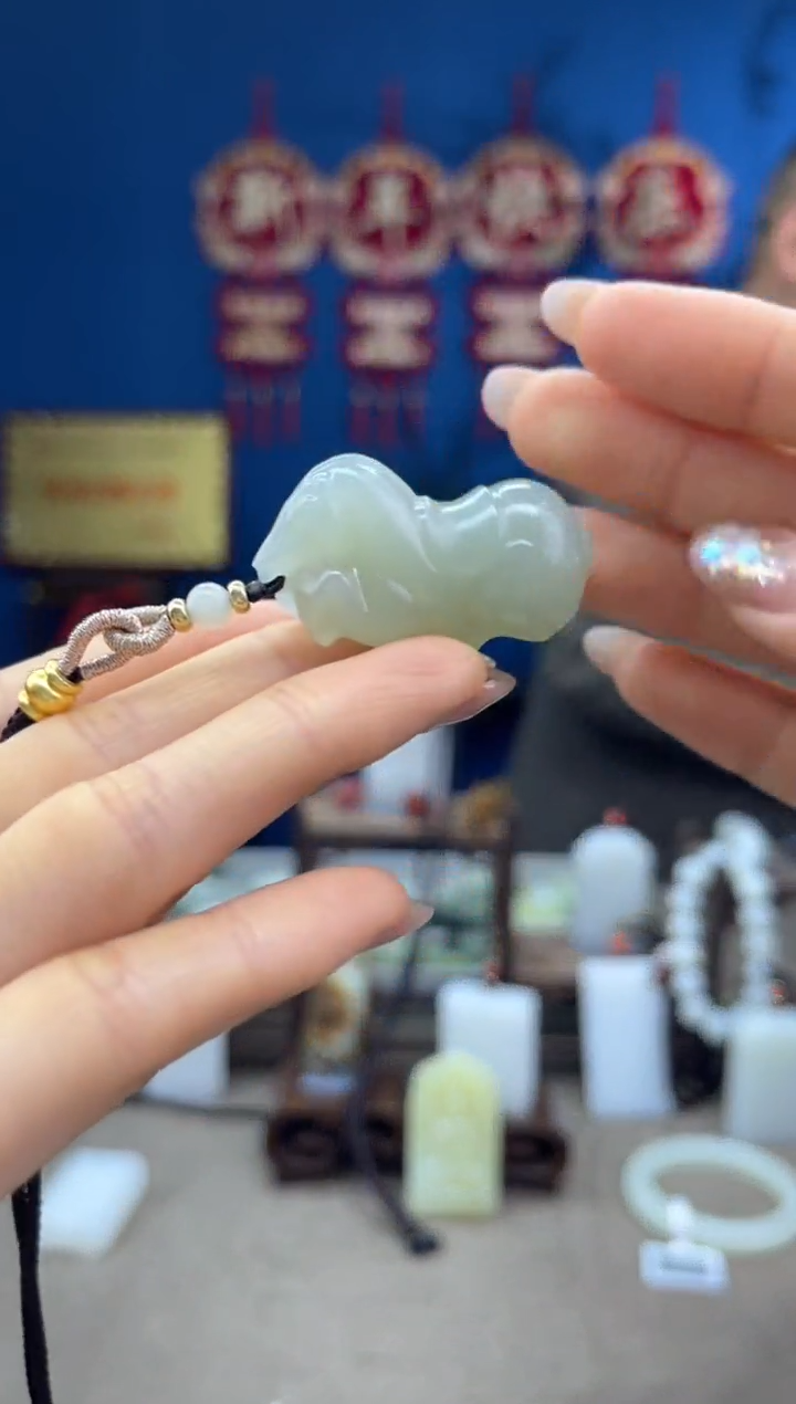 【闪购商品】和田玉颈饰未镶嵌1