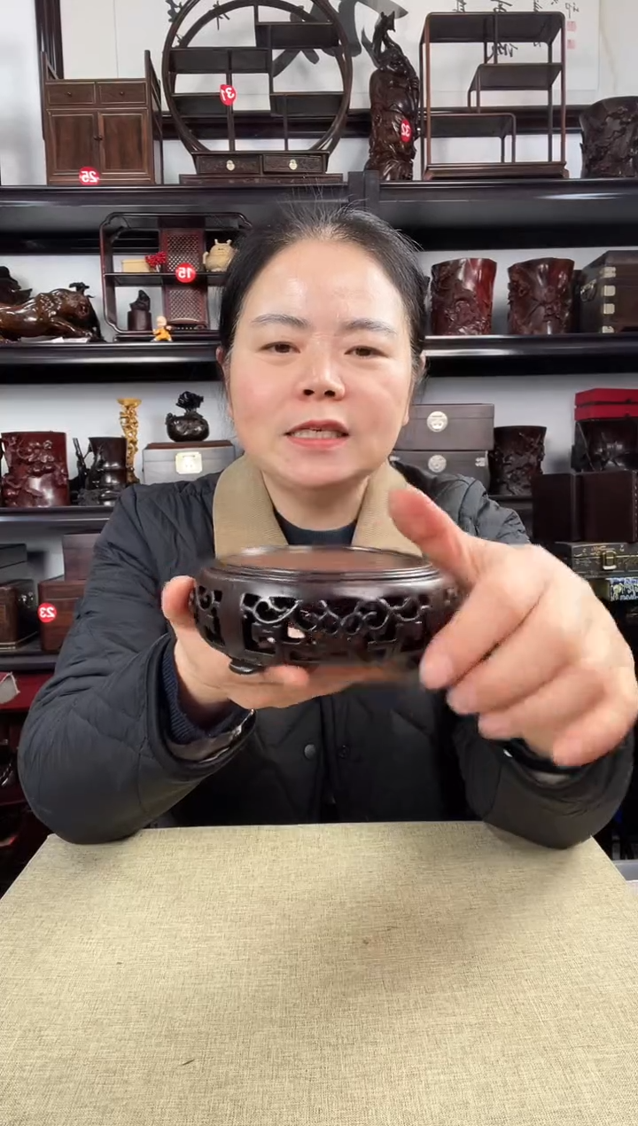 木老李红木工艺品305瑕疵