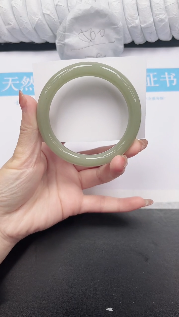 未镶嵌手镯石英质玉16-64.2DY