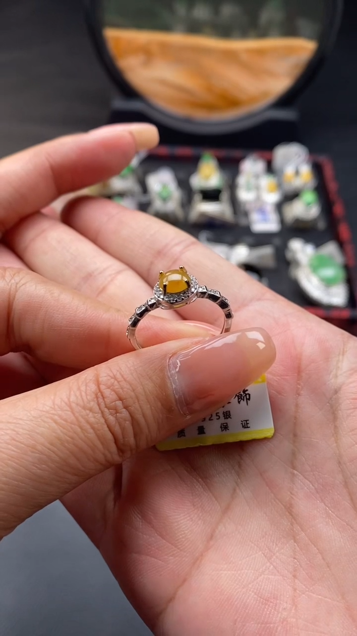 【闪购商品】翡翠戒指银S925镶嵌天然缅甸A货翡翠戒指