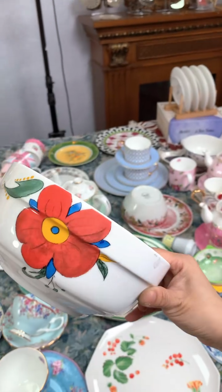 【闪购商品】瓷片陶瓷原单CC766餐具1个