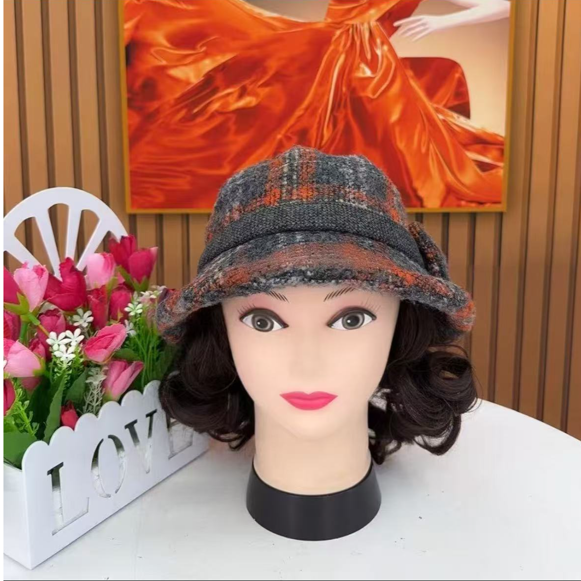 秋冬时尚假发帽子一体渔夫帽中老年妈妈短卷发保暖头套