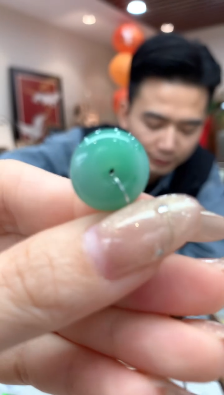 【闪购商品】翡翠吊坠(不含链)未镶嵌平安扣