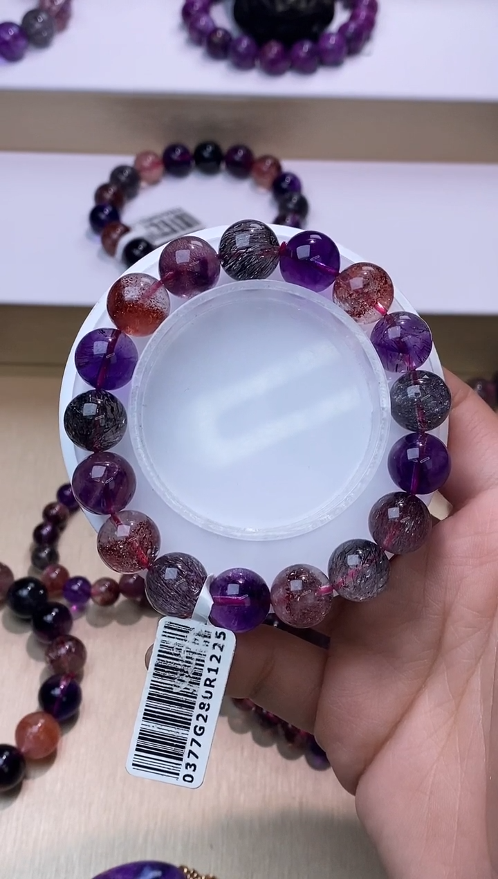 【闪购商品】水晶手链未镶嵌黑加仑超七12m+