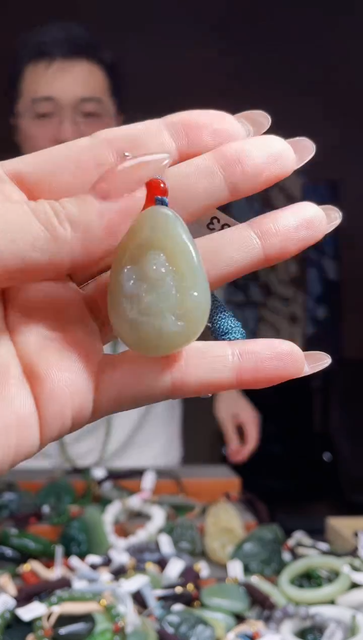 【闪购商品】和田玉颈饰未镶嵌拍一发一