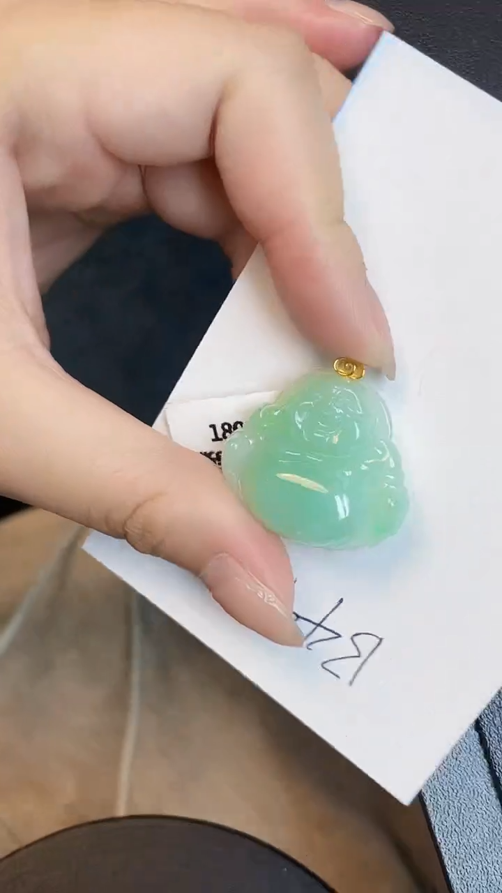 【闪购商品】翡翠颈饰18K金镶嵌00000000