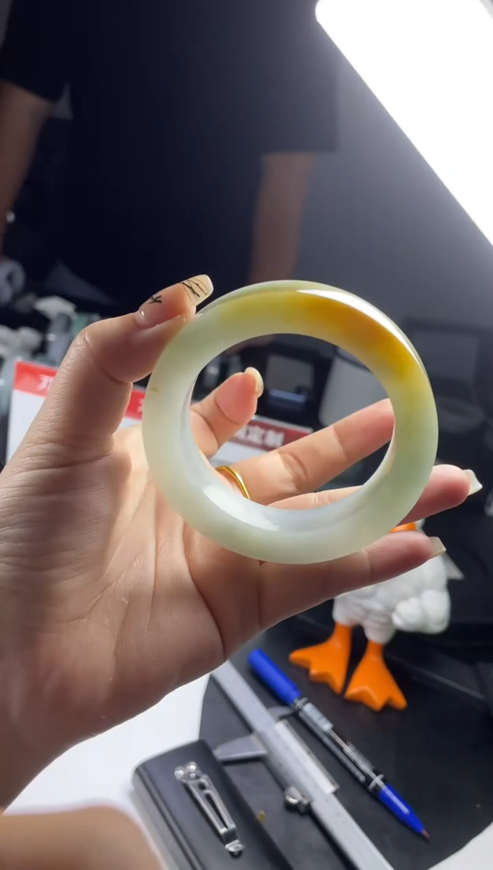 【闪购商品】定制翡翠手镯未镶嵌手镯DDQ/发一件