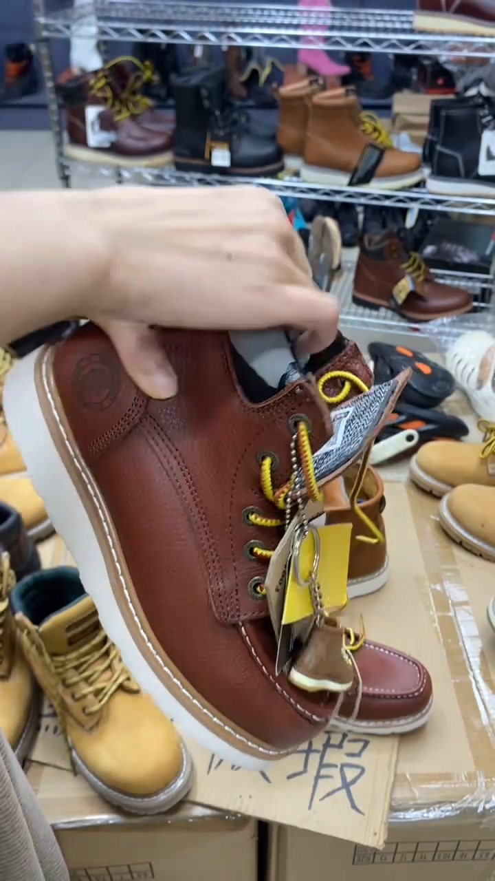 牛皮40码，V360 运动鞋码，工装靴 默认瑕疵 领口氧化