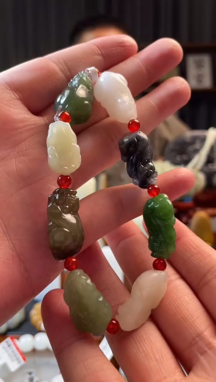 和田玉未镶嵌吊坠(不含链)手串