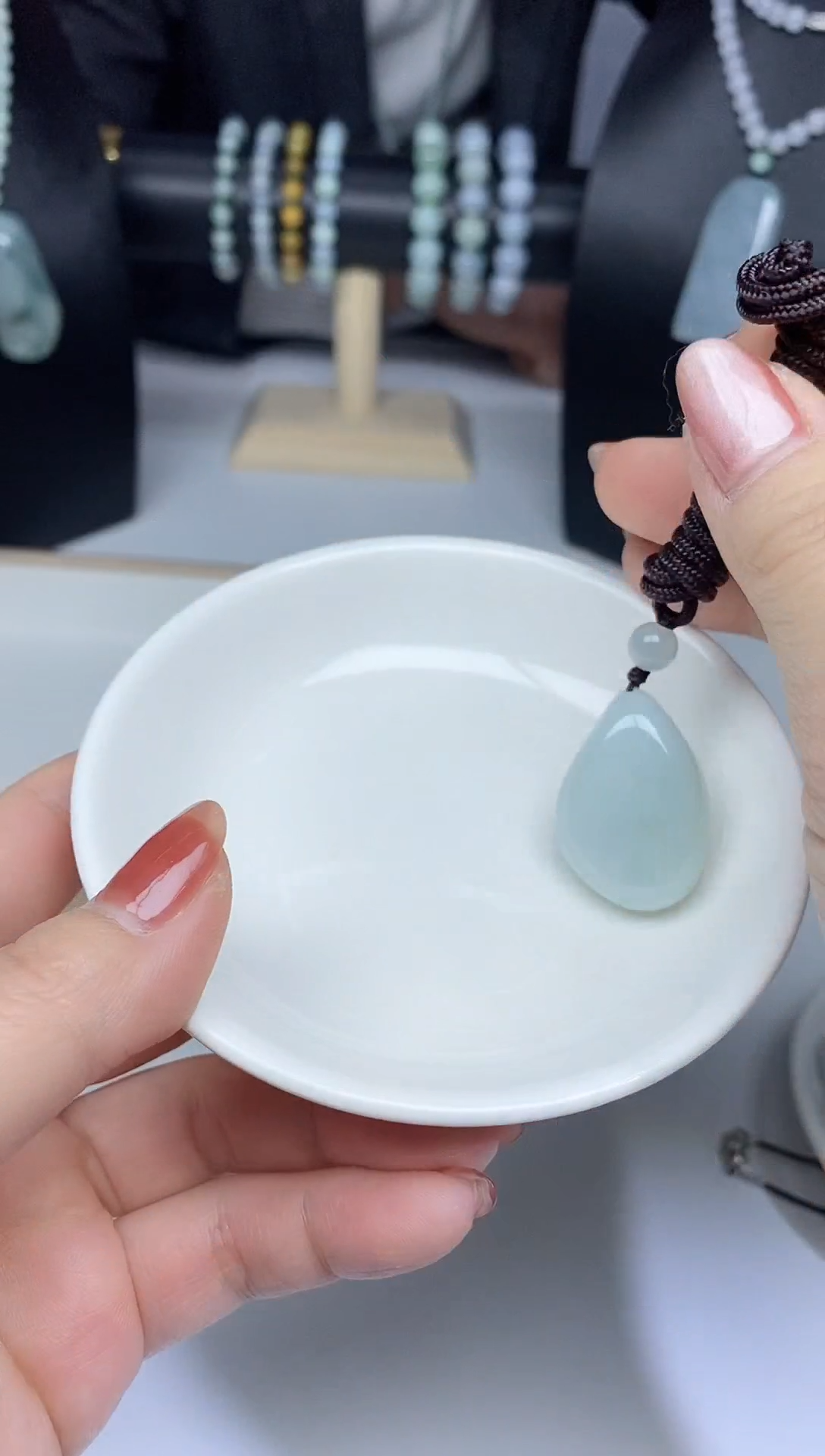 【闪购商品】翡翠颈饰未镶嵌天然缅甸翡翠A货随型挂件