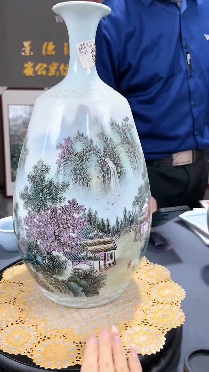 【闪购商品】官窑瓷画院533官窑瓷画院山水赏瓶