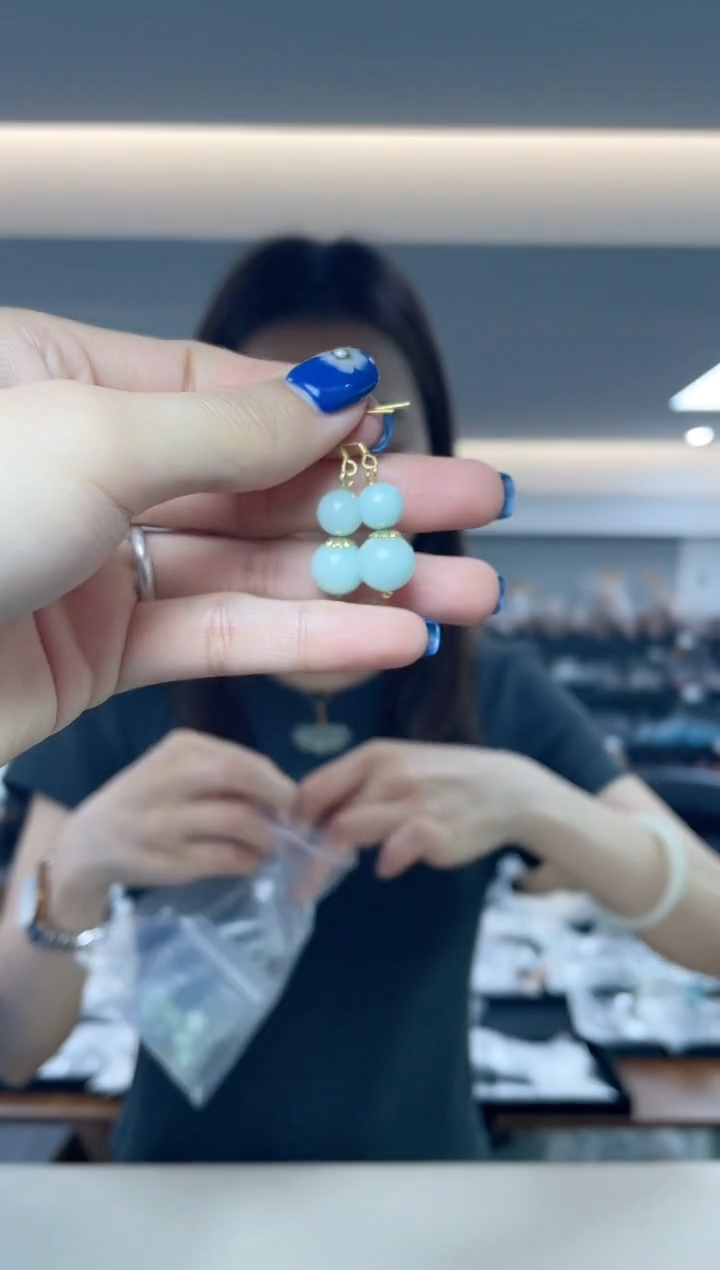 翡翠未镶嵌耳饰多样性发一件