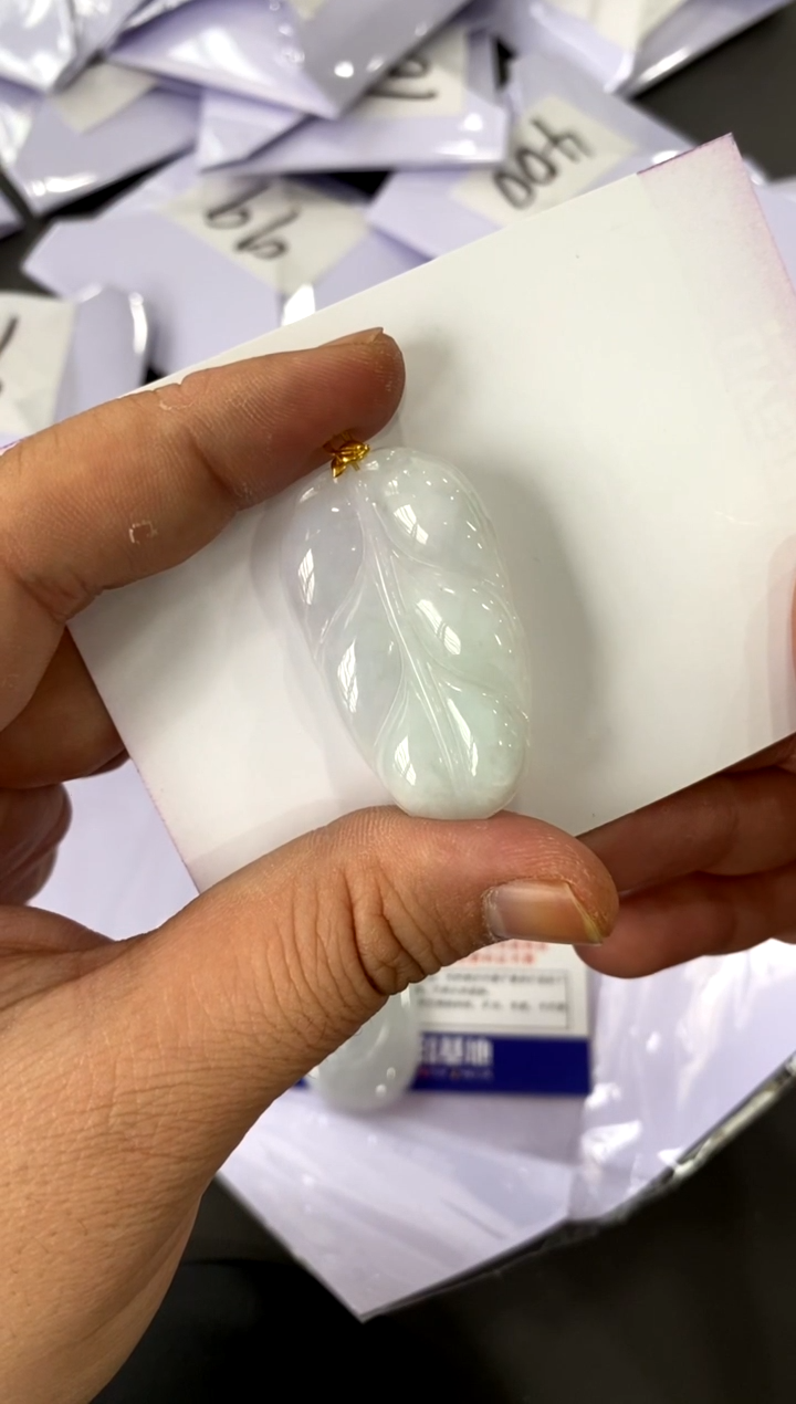 【闪购商品】翡翠颈饰18K金镶嵌35号买断价