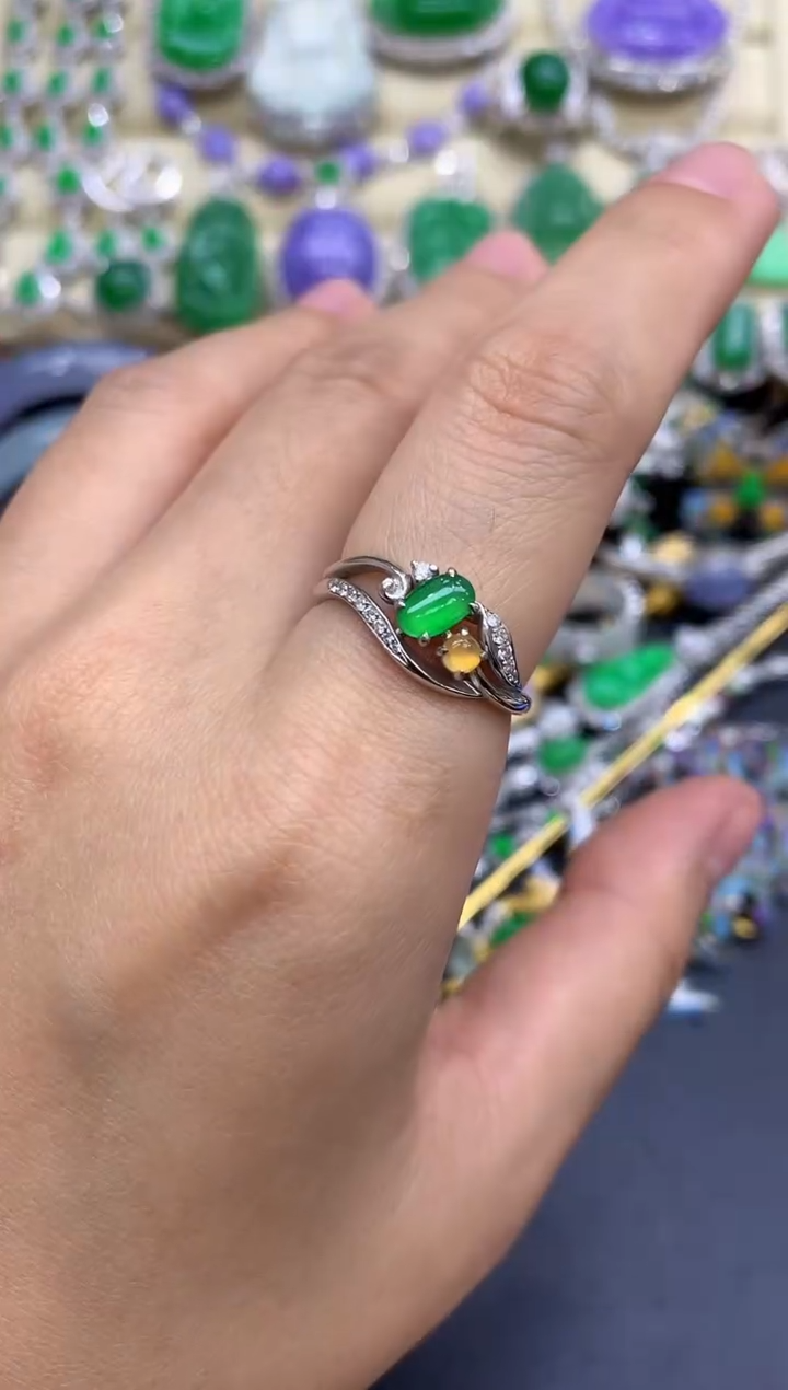 18K金镶嵌戒指翡翠284-中国好珍宝