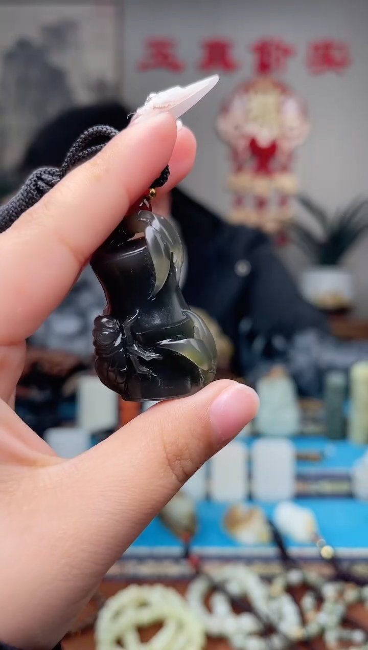 【闪购商品】和田玉未镶嵌挂件1