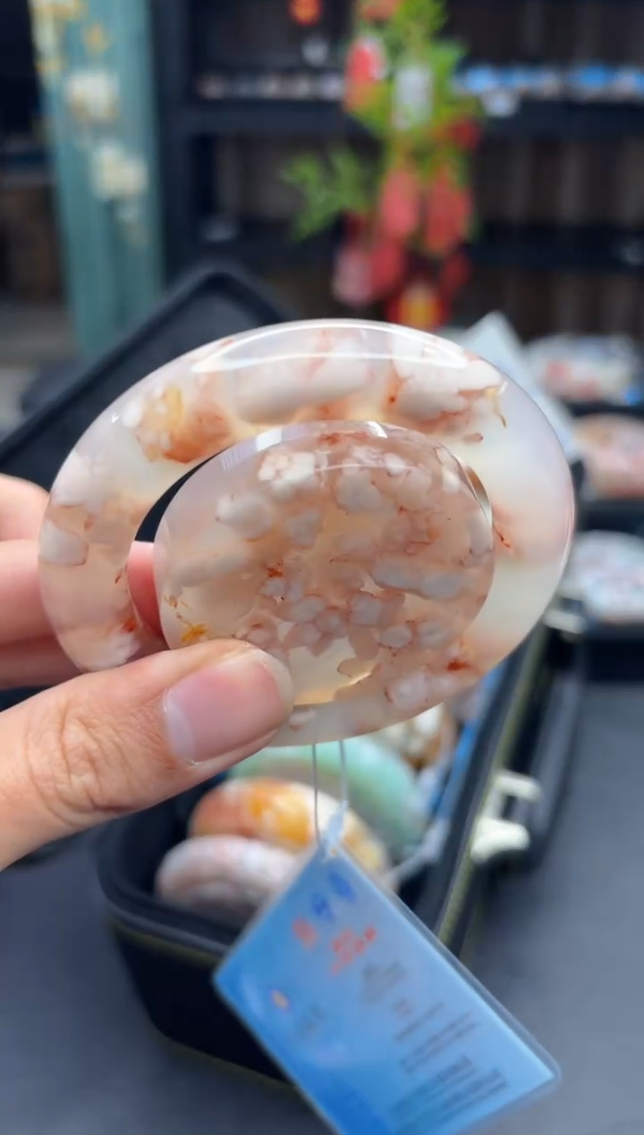 【闪购商品】石英质玉手镯未镶嵌665（55圈赠送镯心）