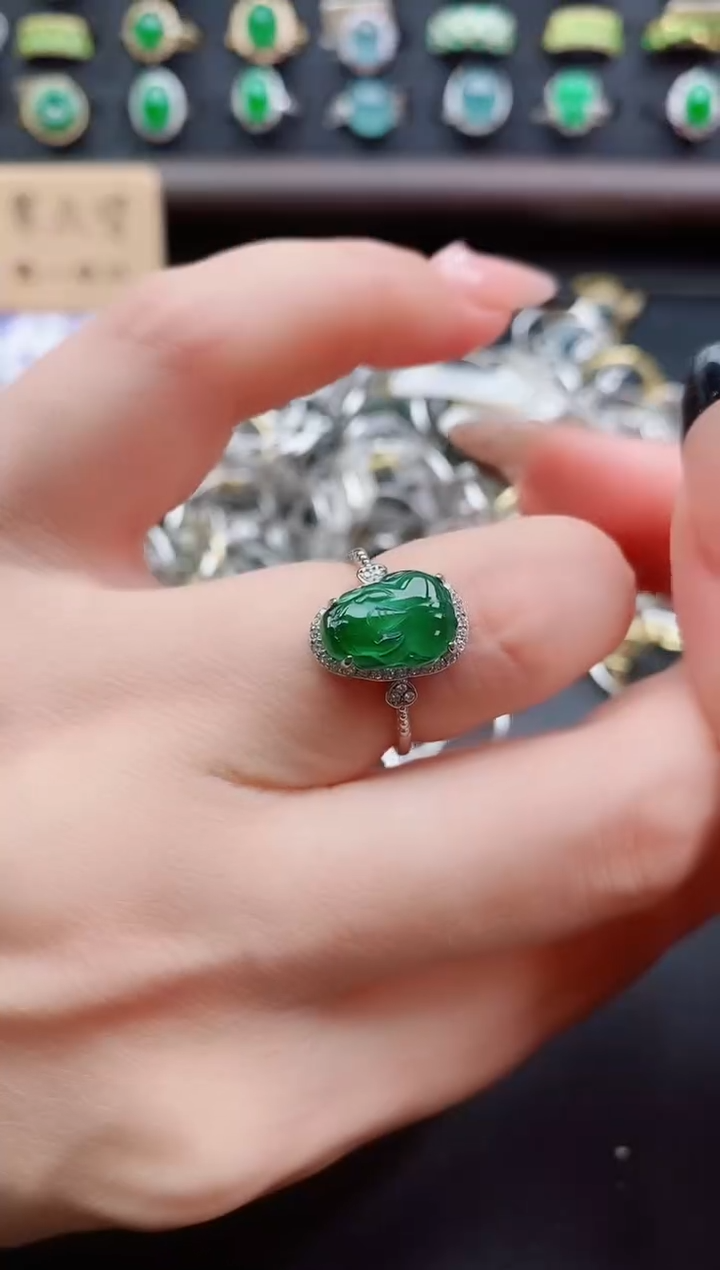 银S925镶嵌戒指翡翠1