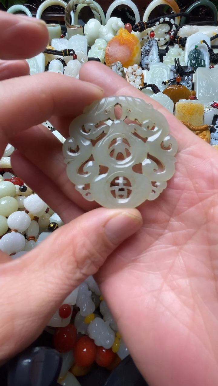 未镶嵌和田玉挂件挂件