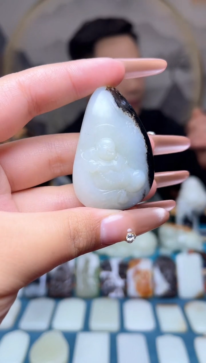 和田玉未镶嵌吊坠146