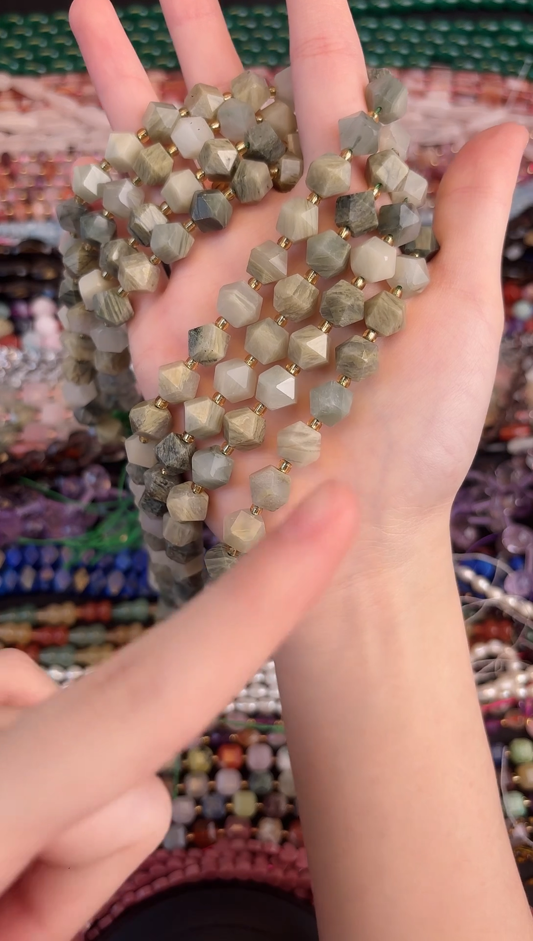 玛瑙/玉髓未镶嵌珠宝半成品绿兔毛八角