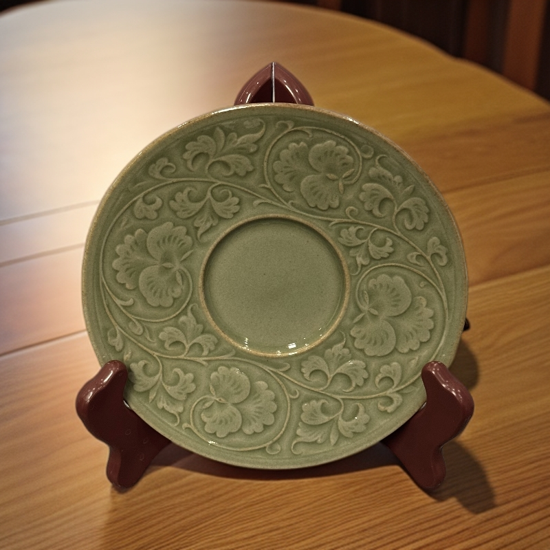 【觀文自营】耀州窑青瓷5.3英寸13.5cm浮雕牡丹盘壶承杯垫口碟