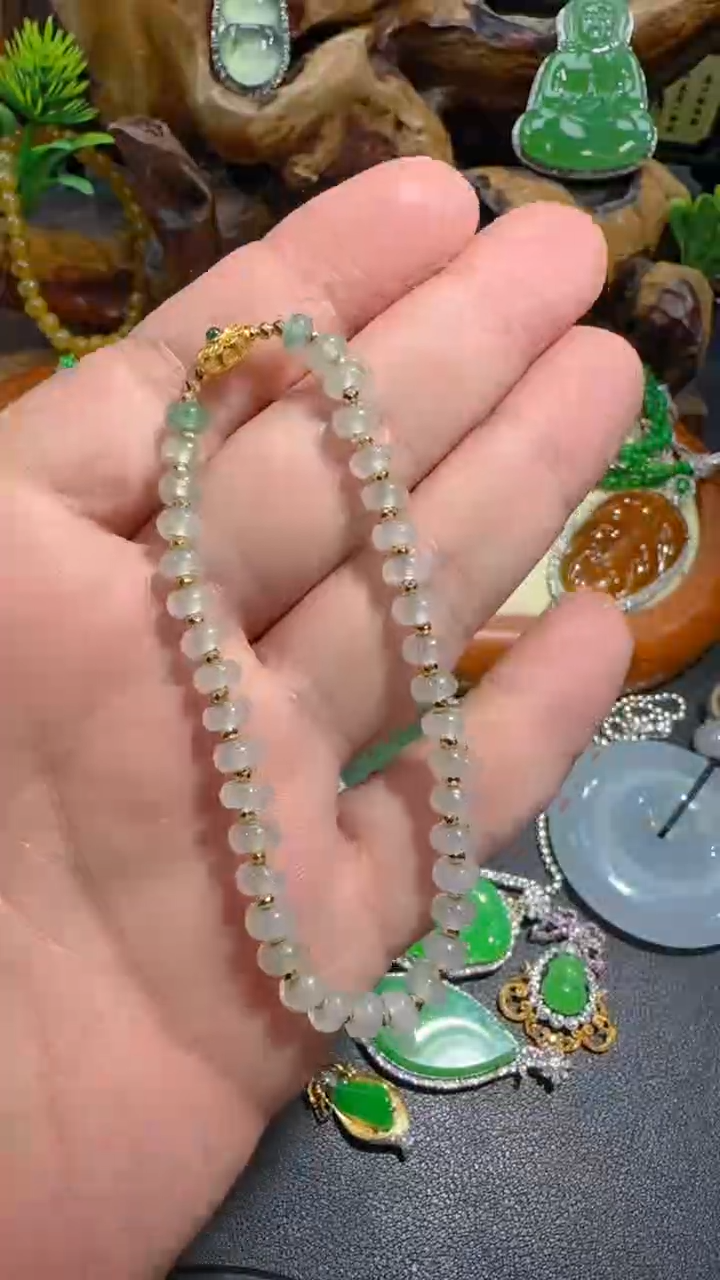 【闪购商品】翡翠手串18K金镶嵌手串