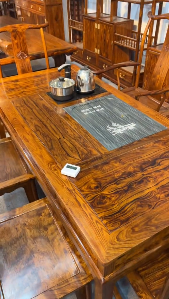 【闪购商品】花梨木类木雕茶桌六件