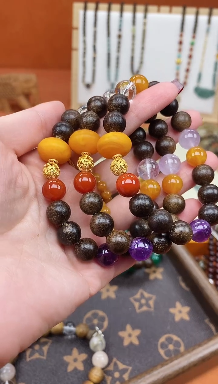 手串檀香木未镶嵌单圈达拉干南红老蜡手串