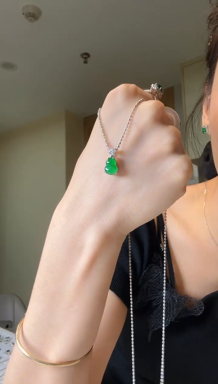 翡翠银S925镶嵌吊坠(不含链)天然翡翠吊坠