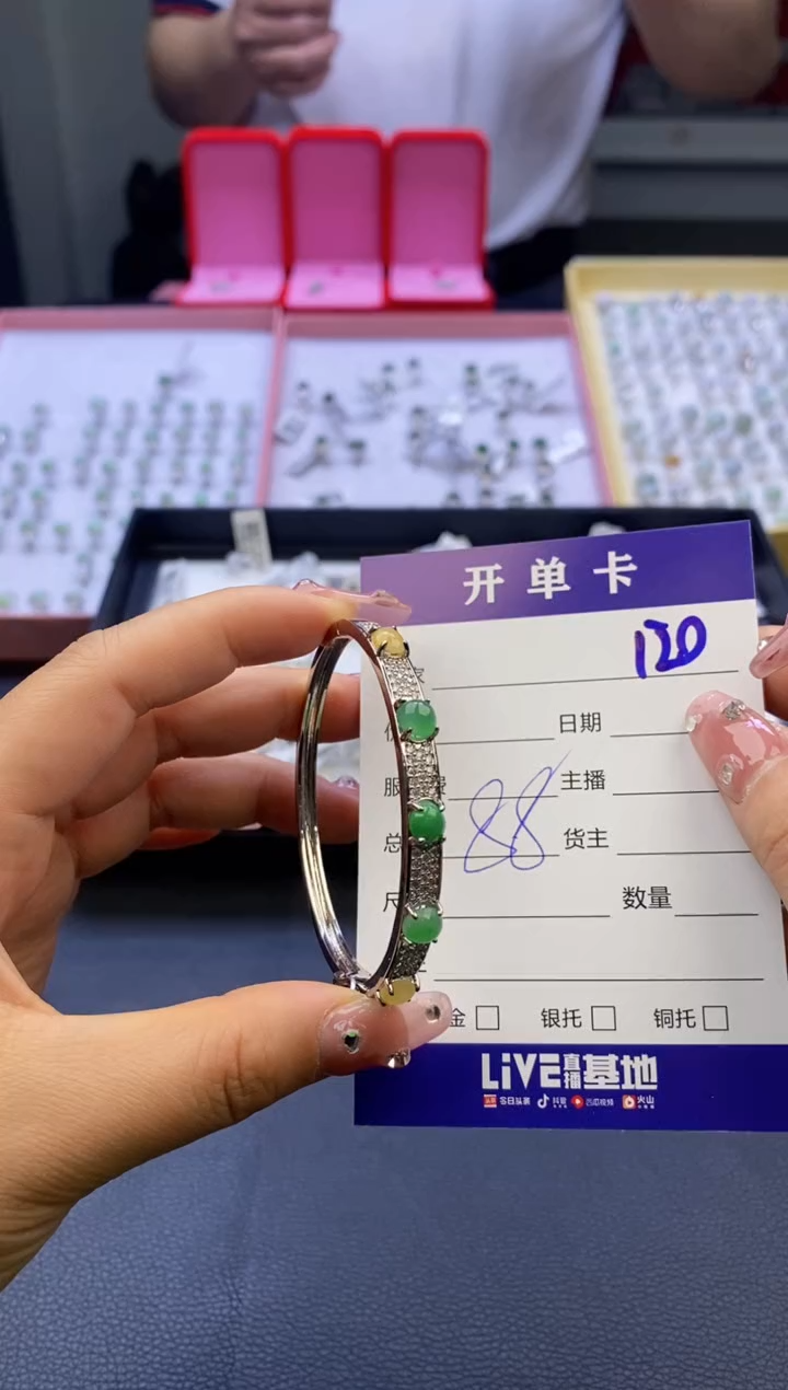 【闪购商品】翡翠戒指合金天然缅甸翡翠戒指