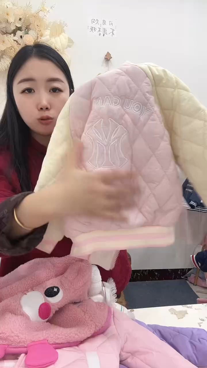粉白插肩外套90码