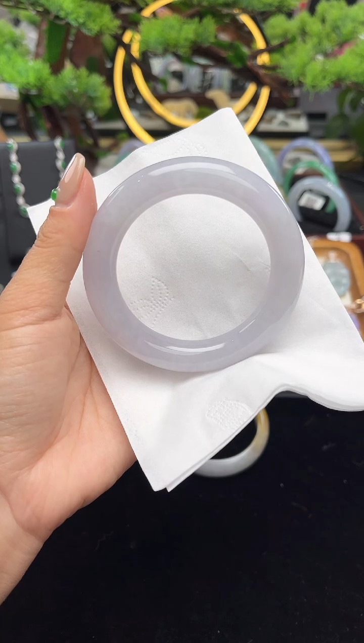 未镶嵌手镯翡翠手镯