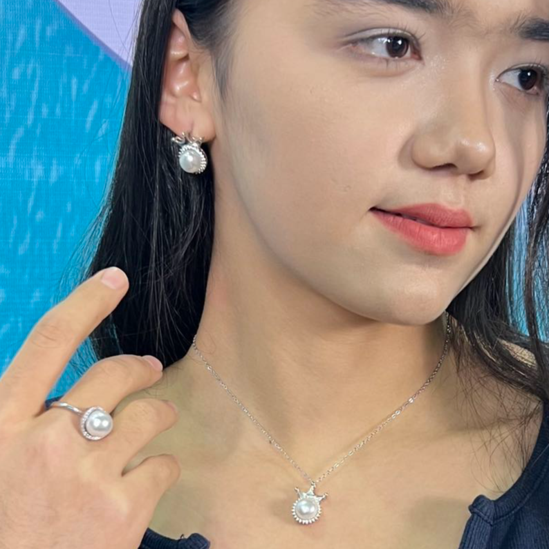 铜合金吊坠 白色女王银色镶嵌带钻坠链手工颈链珠宝
