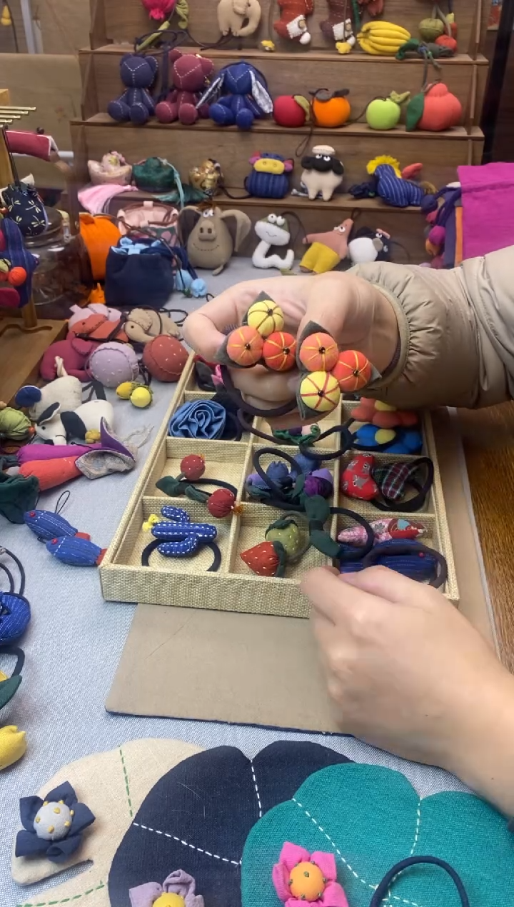 南瓜头绳+南瓜胸针