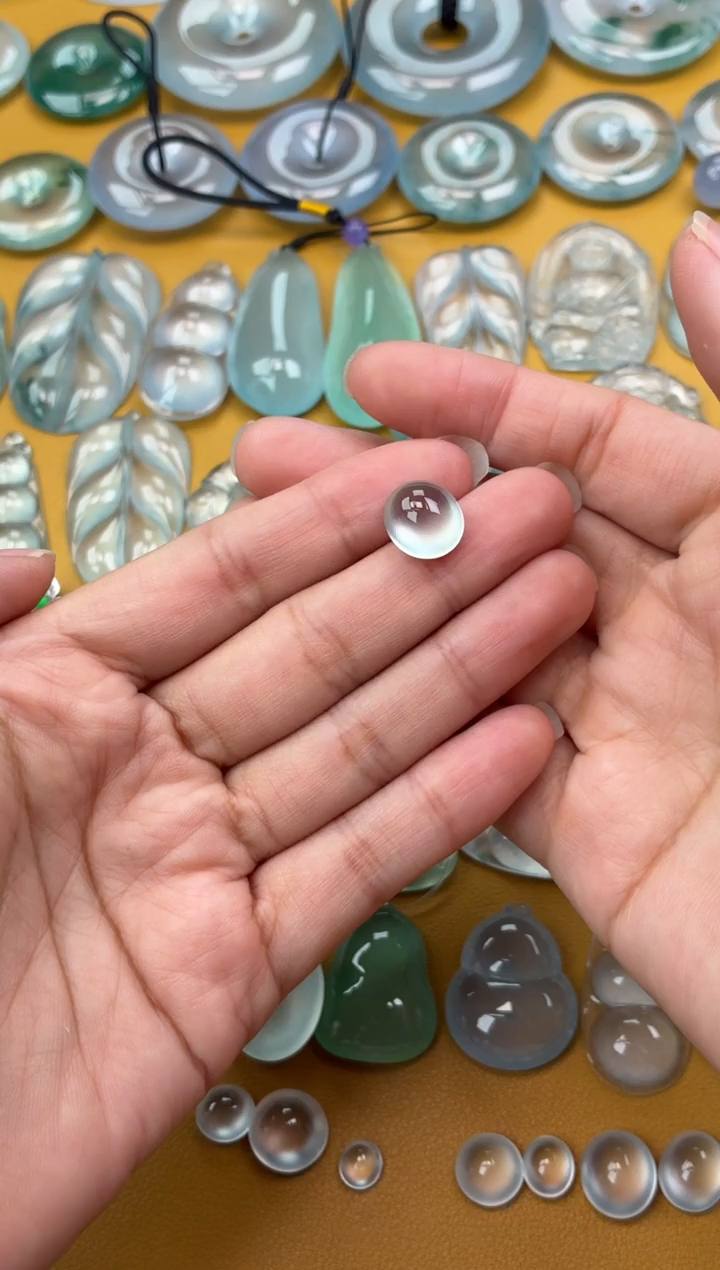 吊坠(不含链)未镶嵌翡翠37 蛋面 12 10.9 6.8