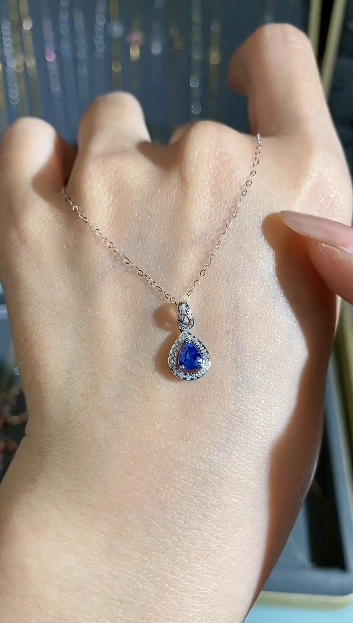 【闪购商品】蓝宝石颈饰18K金镶嵌项链