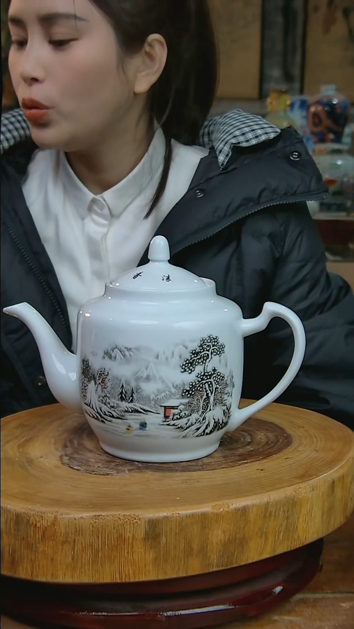 摆件陶雪景大茶壶