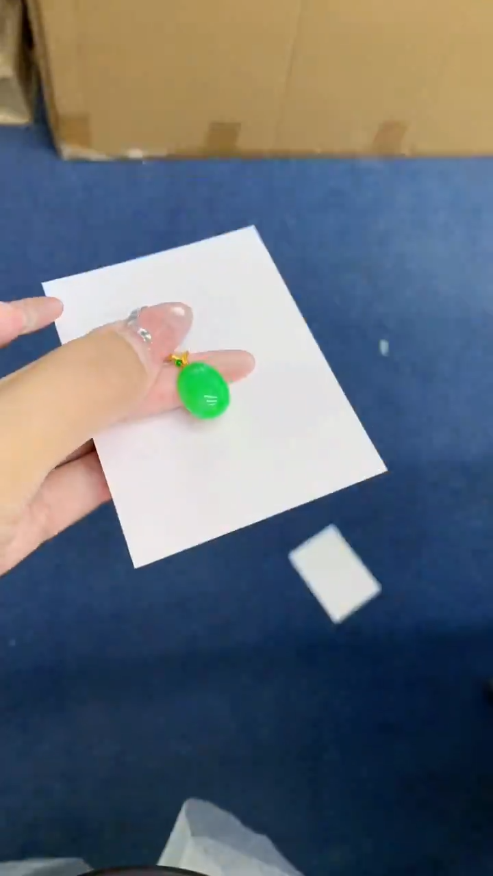 翡翠18K金镶嵌吊坠(不含链)1